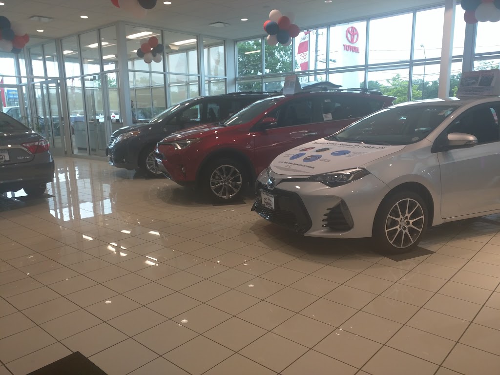 Summit Toyota of Akron | 1535 Vernon Odom Blvd, Akron, OH 44320 | Phone: (234) 312-0405