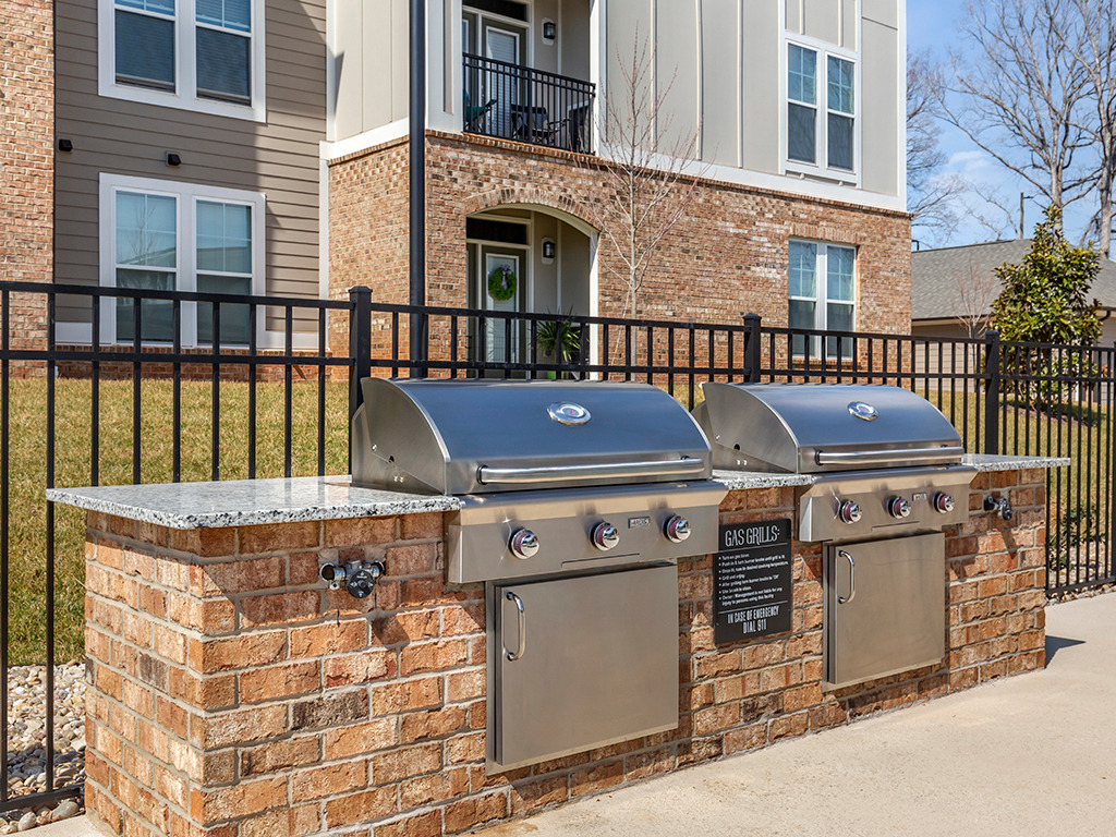 Comet Greensboro Apartments | 5204 Easter Ln, Greensboro, NC 27409, USA | Phone: (336) 542-9747