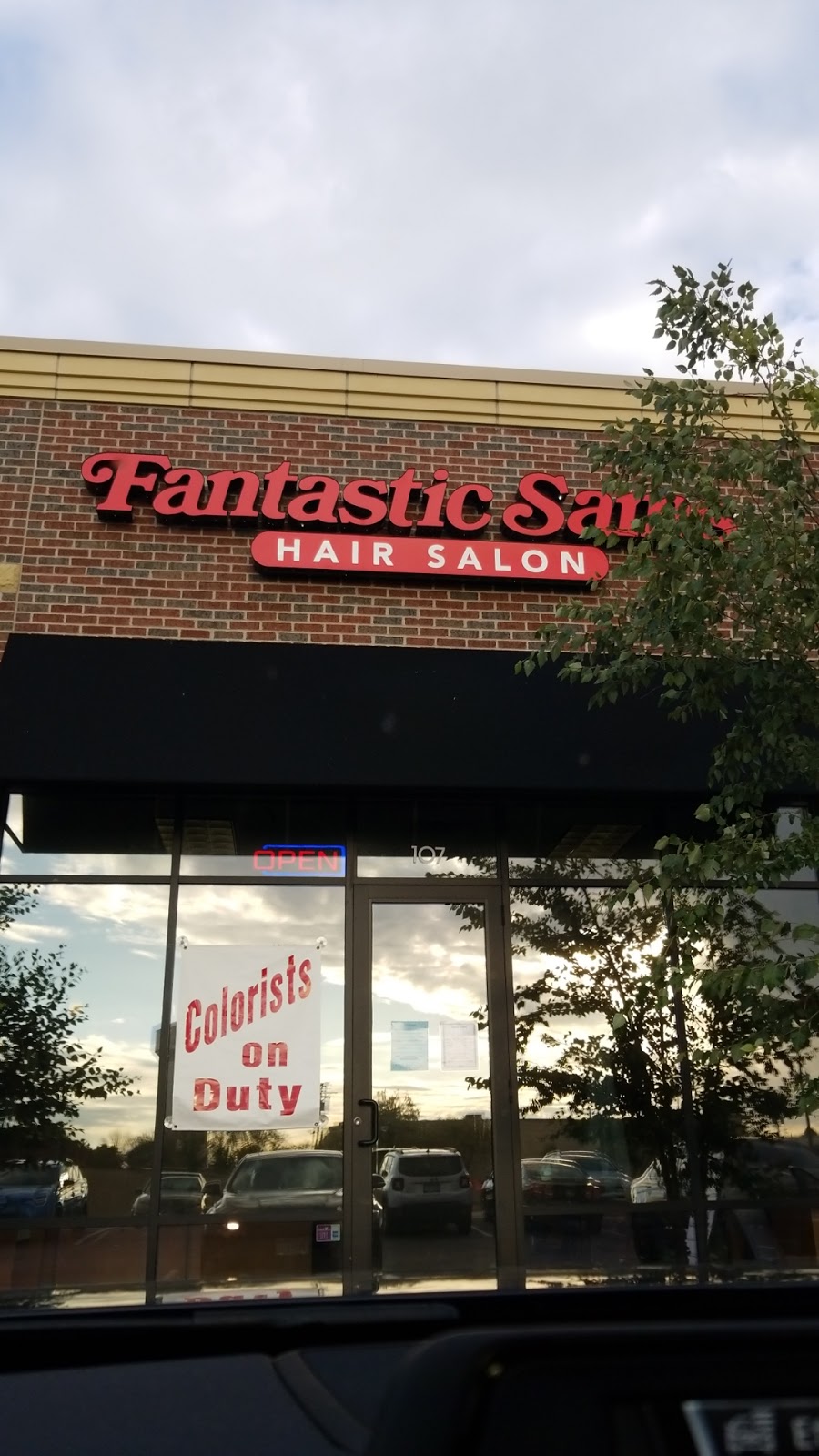 Fantastic Sams Cut & Color | 3833 Lexington Ave N #107, Arden Hills, MN 55126 | Phone: (651) 484-0511