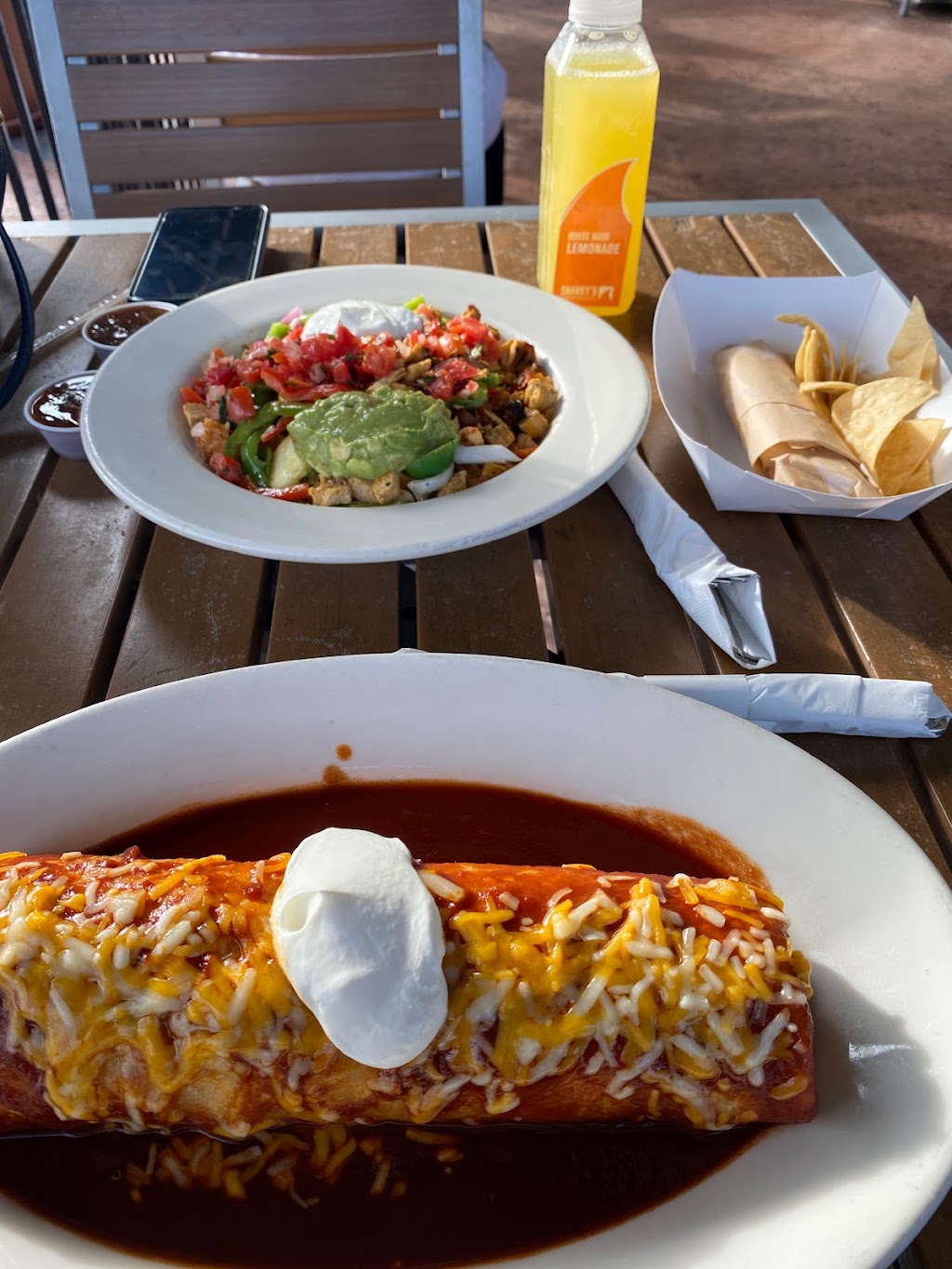 Sharkys Woodfired Mexican Grill | 20419 Devonshire St, Chatsworth, CA 91311, USA | Phone: (818) 886-8446