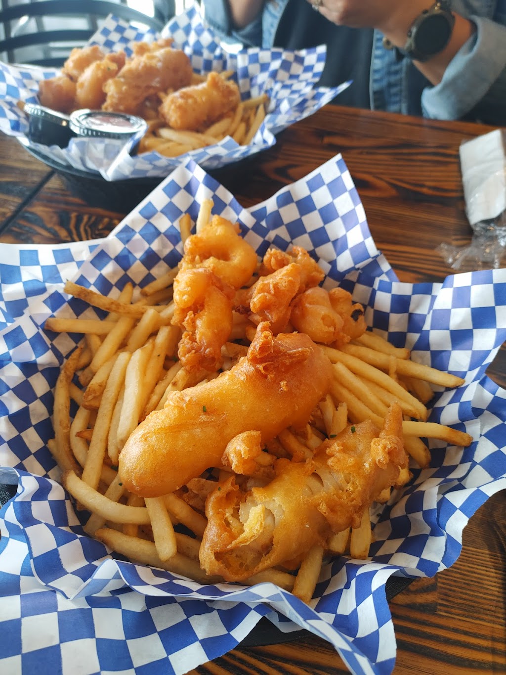 Crazy Fish Grill - Seal Beach | 12420 Seal Beach Blvd, Seal Beach, CA 90740, USA | Phone: (562) 489-9411