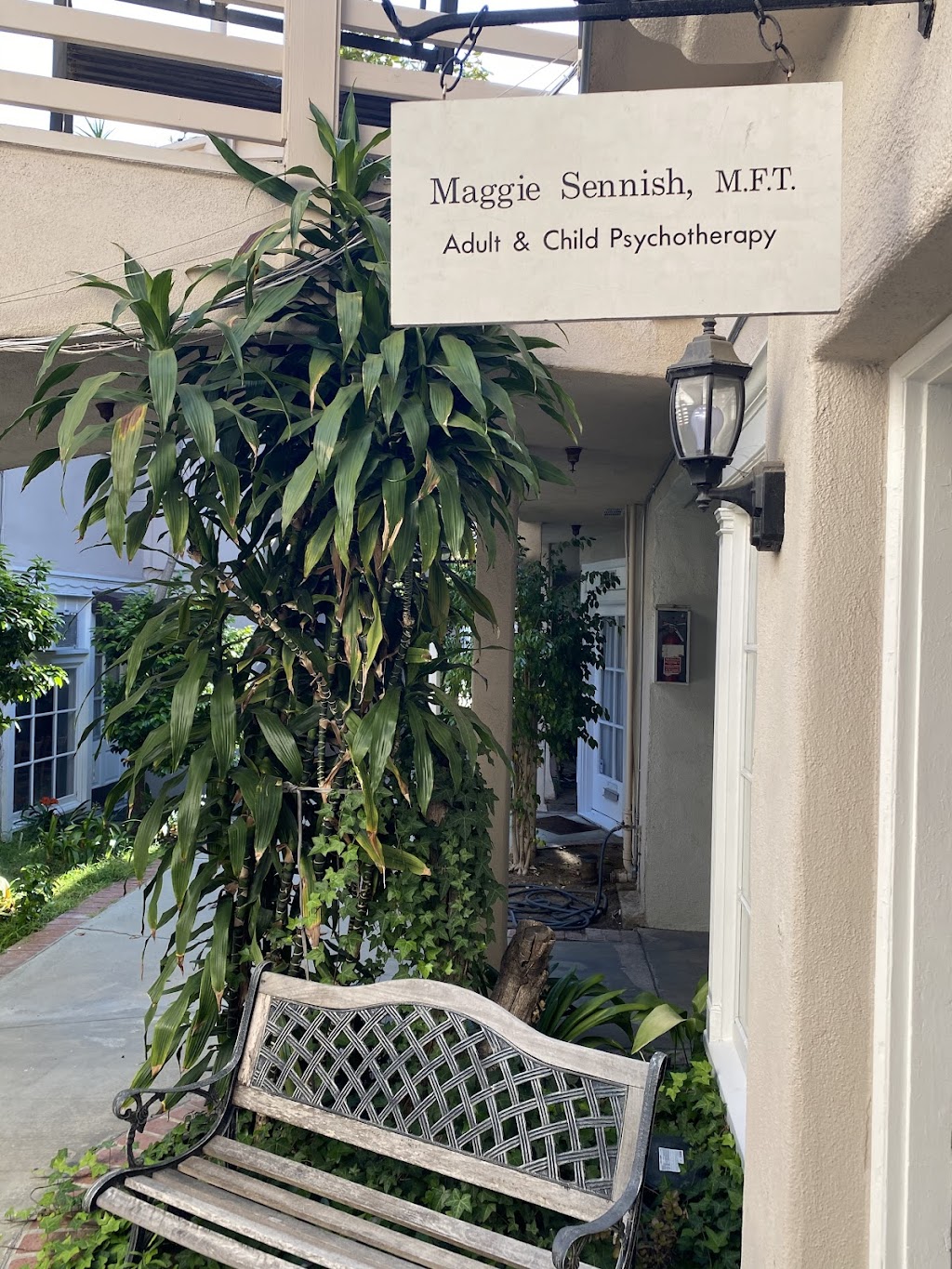 Maggie Sennish Psychotherapy | 1334 Westwood Blvd, Los Angeles, CA 90024, USA | Phone: (310) 446-5724