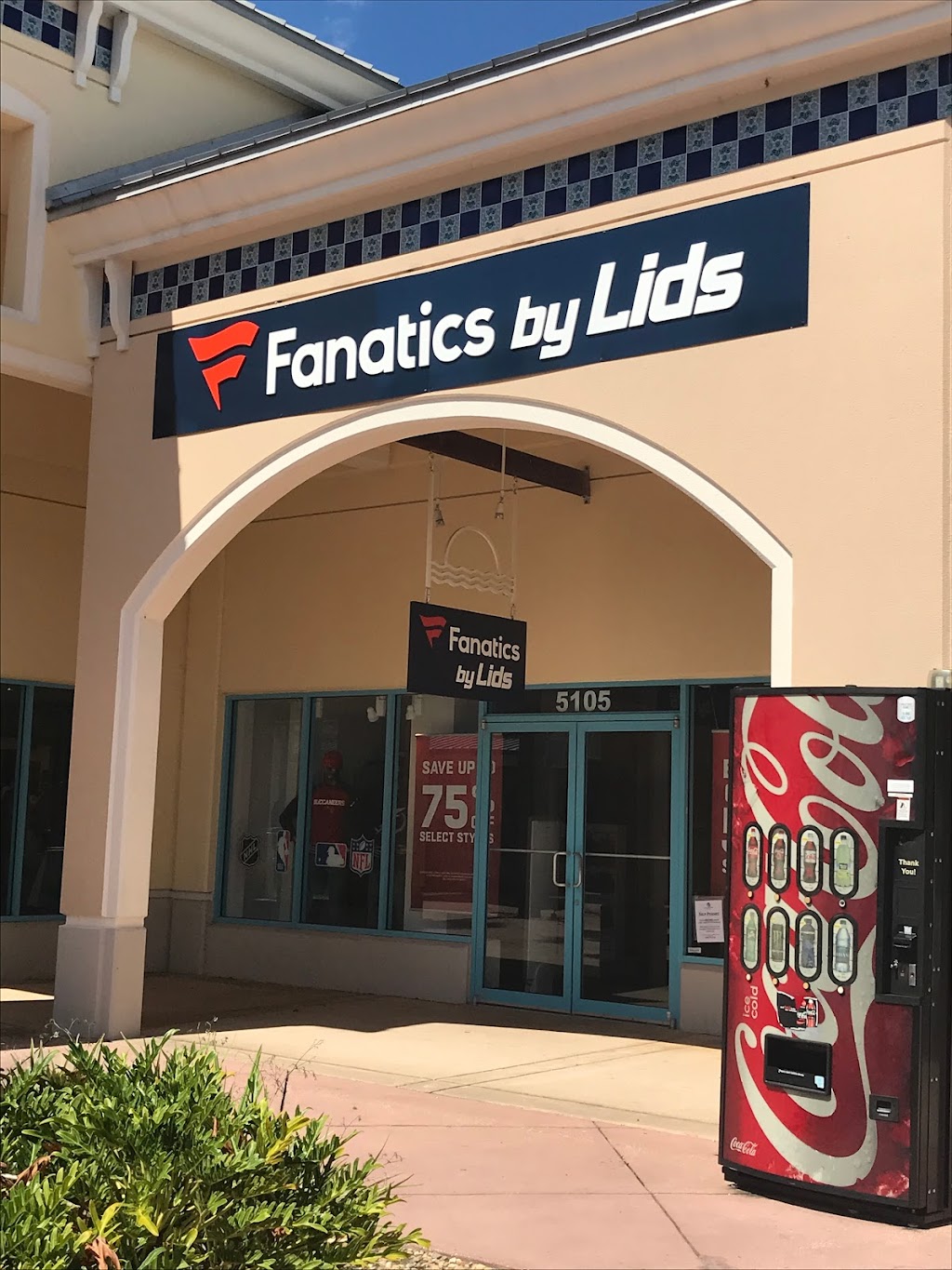 Lids | 5105 Factory Shops Blvd SP5105, Ellenton, FL 34222, USA | Phone: (941) 705-5086