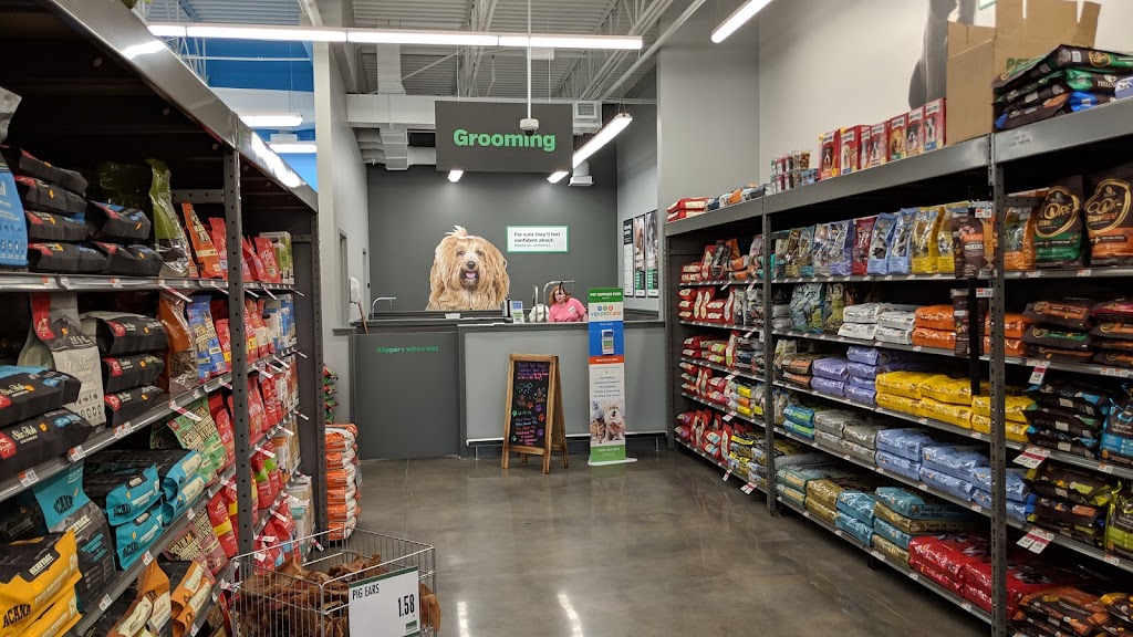 Pet Supplies Plus Florissant | 8230 N Lindbergh Blvd, Florissant, MO 63031, USA | Phone: (314) 395-8574