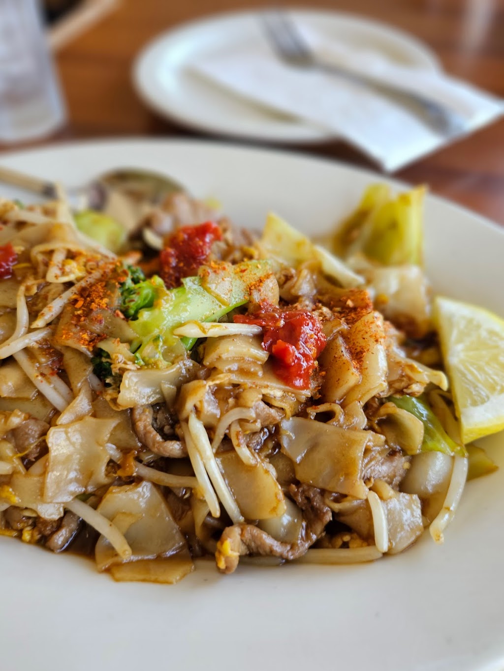 Bangkok Paradise | 3344 N Texas St A, Fairfield, CA 94533, USA | Phone: (707) 434-8424