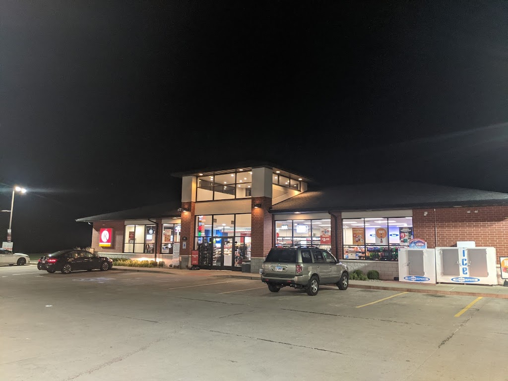 Circle K | 300 S Green Mt Rd, Belleville, IL 62221, USA | Phone: (618) 235-8076