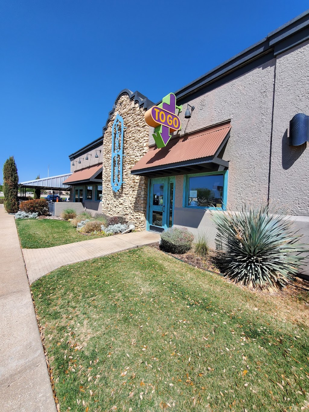 On The Border Mexican Grill & Cantina - Burleson | 13005 South Fwy, Burleson, TX 76028 | Phone: (682) 888-5066