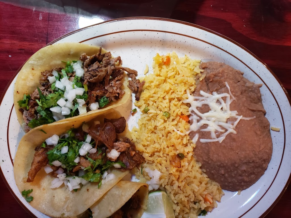 Los Tres Hermanos Mexican Restaurant | 906 W Main St, Collinsville, OK 74021, USA | Phone: (918) 371-3890