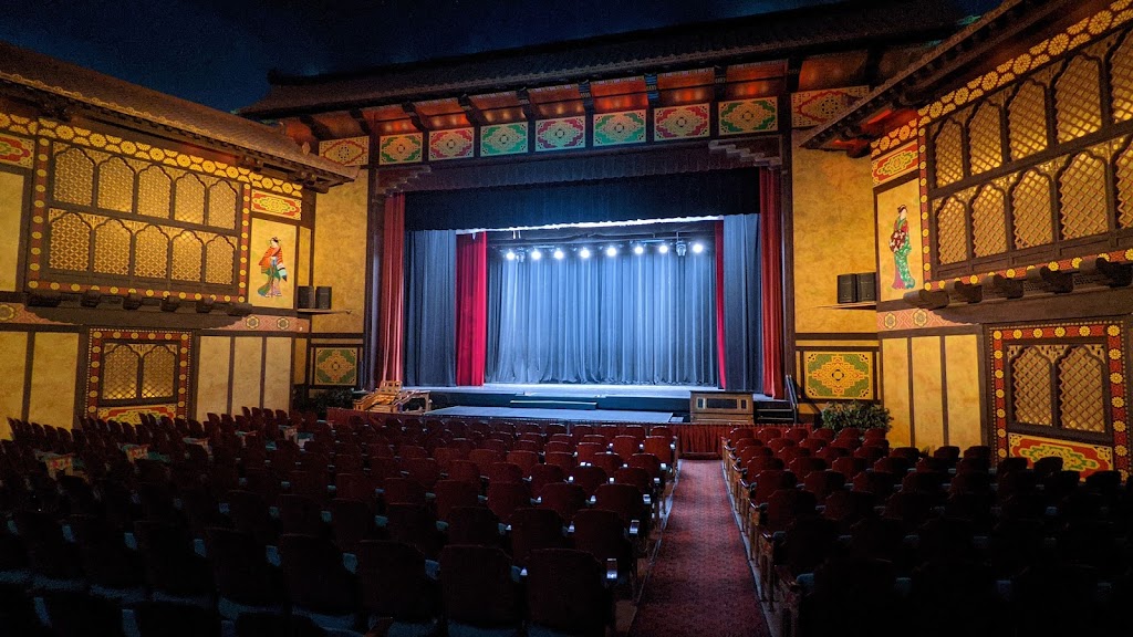 Redford Theatre | 17360 Lahser Rd, Detroit, MI 48219, USA | Phone: (313) 537-2560