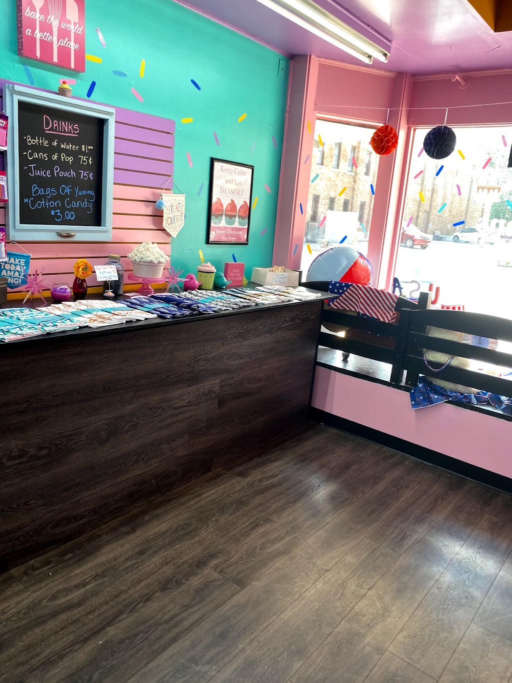 Sweet Obsessions Bake Shoppe | 111 E Market St, Bluffton, IN 46714, USA | Phone: (260) 273-2145