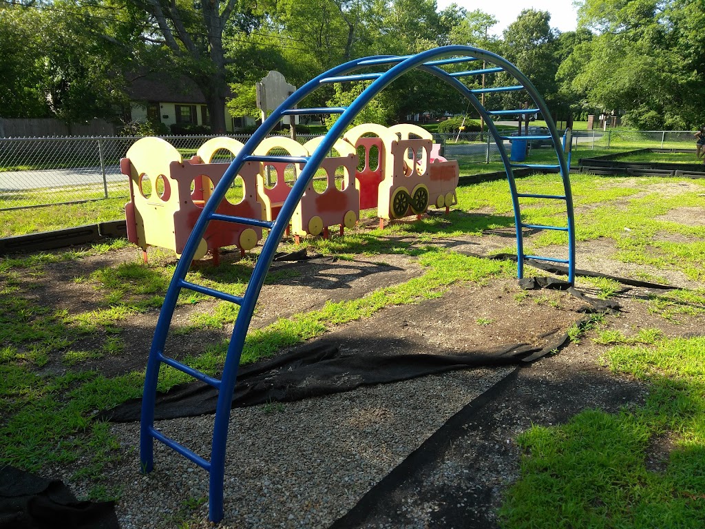 West Side Playground | 19 West End Ave, Middleborough, MA 02346, USA | Phone: (508) 946-2440