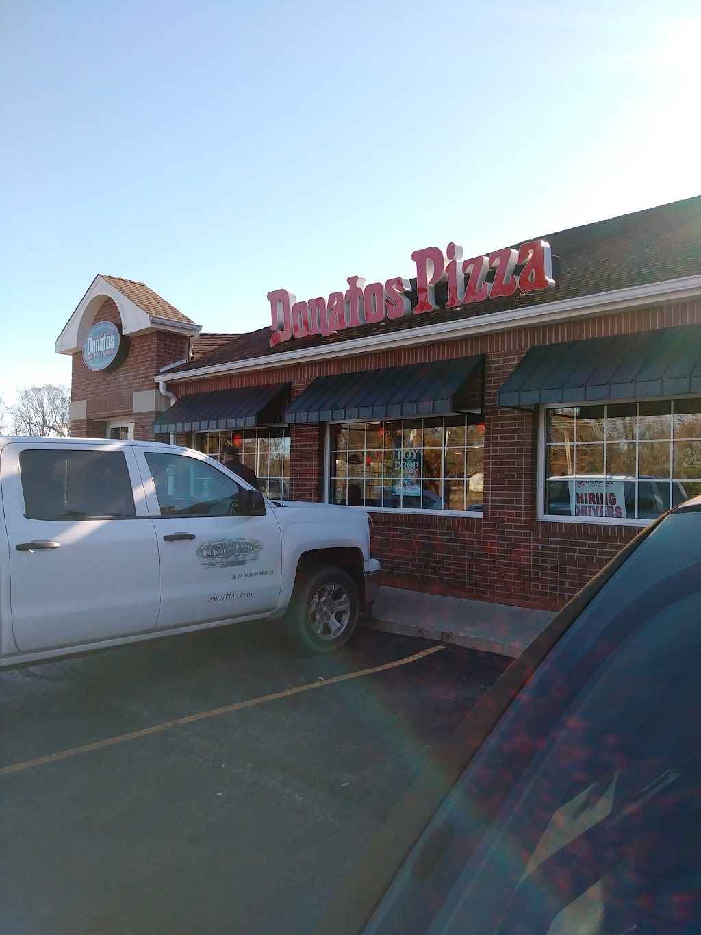 Donatos Pizza | 111 Emmaus Rd, Marysville, OH 43040, USA | Phone: (937) 642-7000