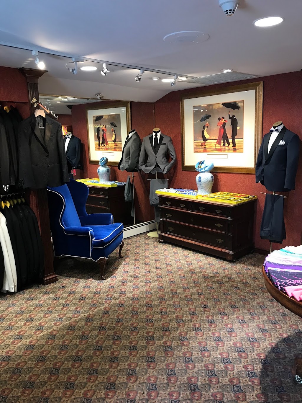 Victor Talbots | 47 Glen Cove Rd, Greenvale, NY 11548, USA | Phone: (516) 625-1787