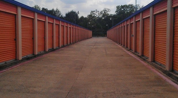 Petty Estate Agents Burnley | 26 Manchester Rd, Burnley BB11 1HH, United Kingdom | Phone: 01282 415111