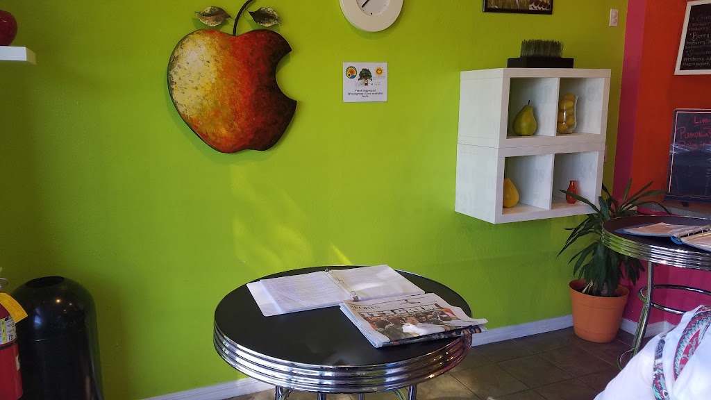 Juiceys Juice Bar | 14229 Powell Rd, Spring Hill, FL 34609, USA | Phone: (352) 777-4963