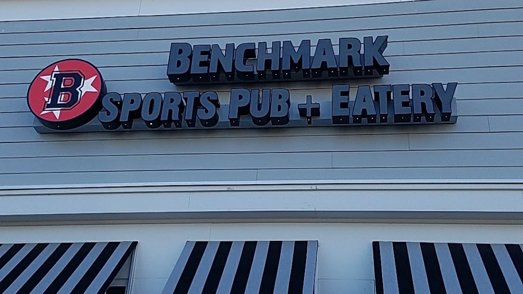 Benchmark Sports Pub + Eatery | 5000 Hughes Crossing #115, Franklin, TN 37064, USA | Phone: (615) 721-2580