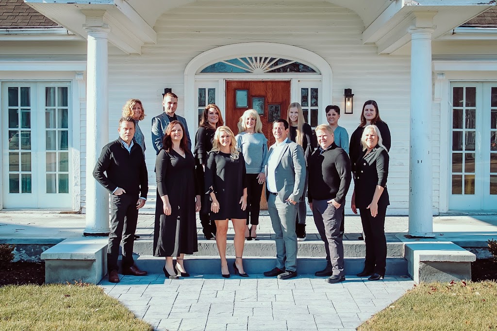 MMG- Mandy McGuire Group powered by Keller Williams Pinnacle | 705 N Main St, Columbia, IL 62236, USA | Phone: (618) 281-0200
