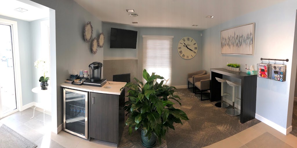 Hamline Family Dental (formerly Snelling Ave Dental) | 1347 Larpenteur Ave W, St Paul, MN 55113, USA | Phone: (651) 699-5600