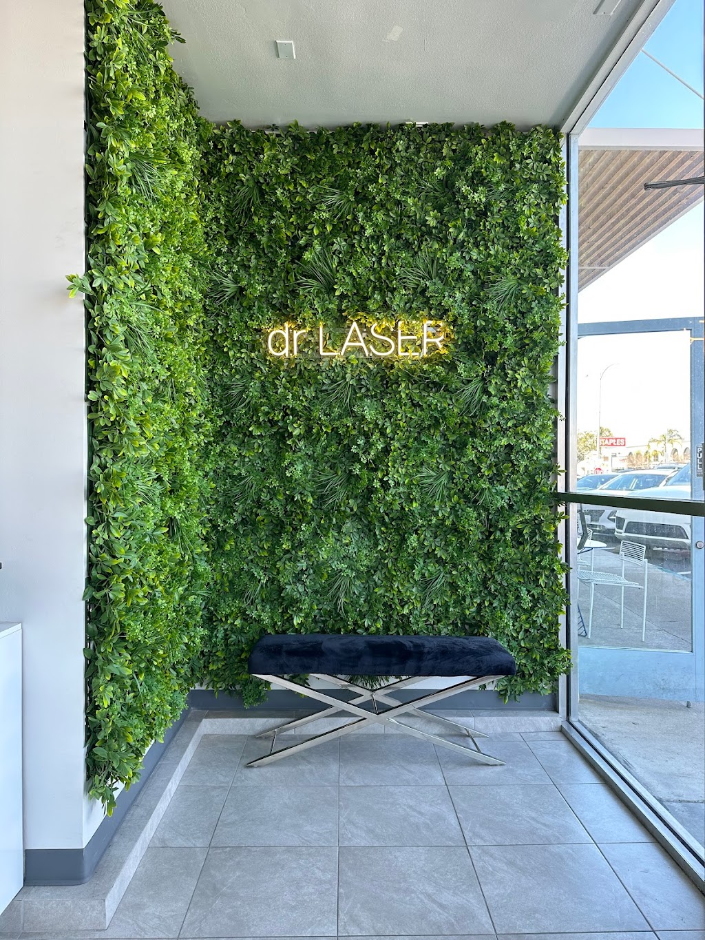 dr LASER | 261 E 17th St, Costa Mesa, CA 92627, USA | Phone: (949) 503-7546