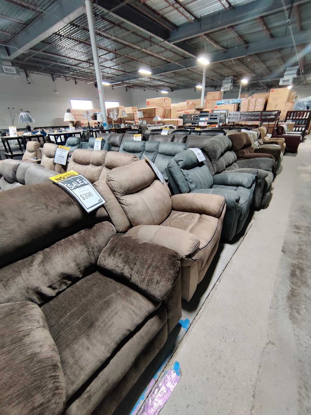 Surplus Furniture and Mattress Warehouse | 1761 Neal Hawkins Rd, Gastonia, NC 28056, USA | Phone: (828) 609-2050
