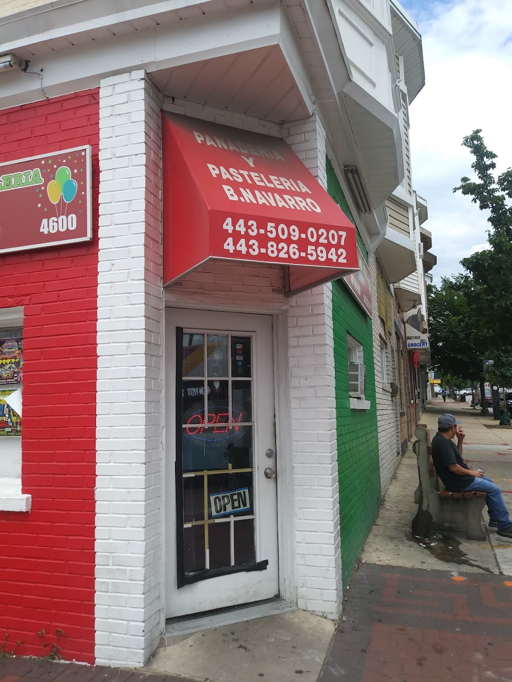 Panaderia Y Pasteleria B. Navarro | 4600 Eastern Ave, Baltimore, MD 21224, USA | Phone: (443) 509-0207