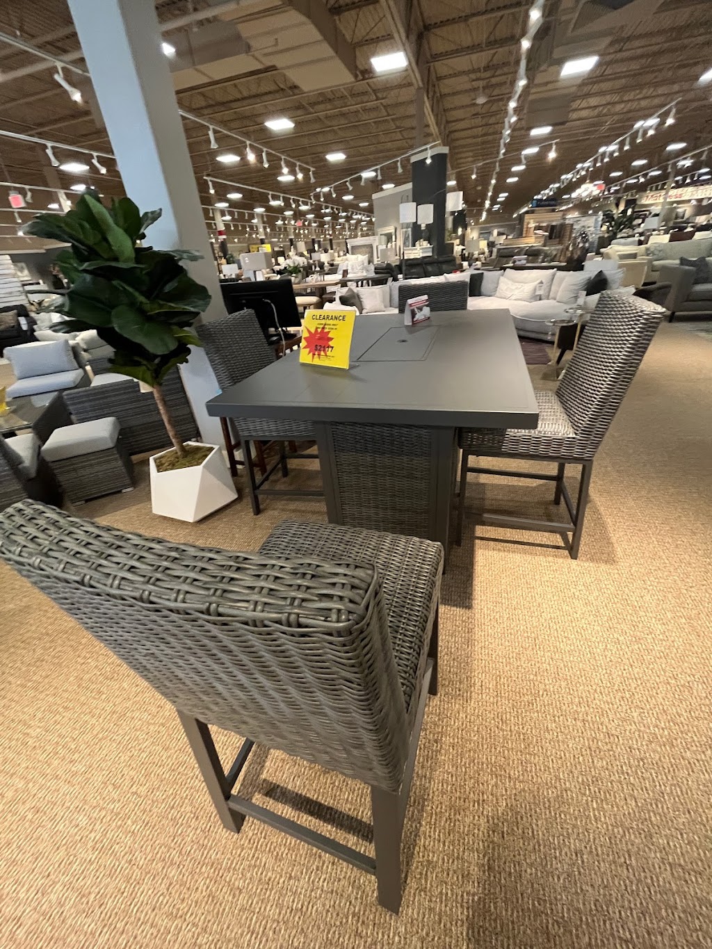 The Furniture Mart | 19146 Freeport St, Elk River, MN 55330, USA | Phone: (763) 441-7008