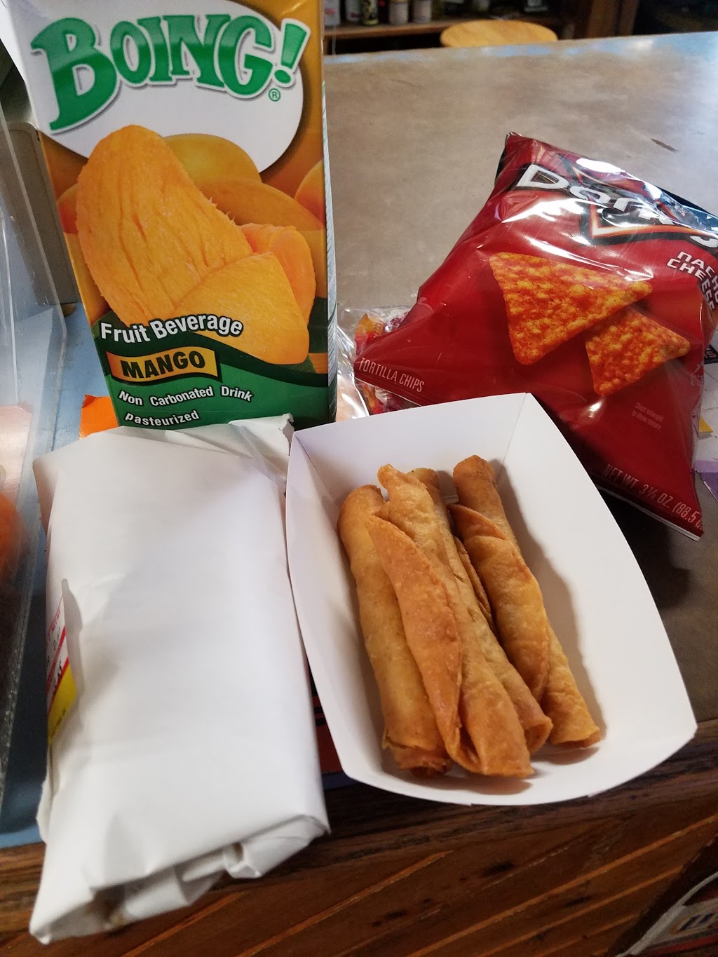 Mendoza Grocery | 1116 N Diamond Lake Rd, Mundelein, IL 60060, USA | Phone: (847) 566-0477