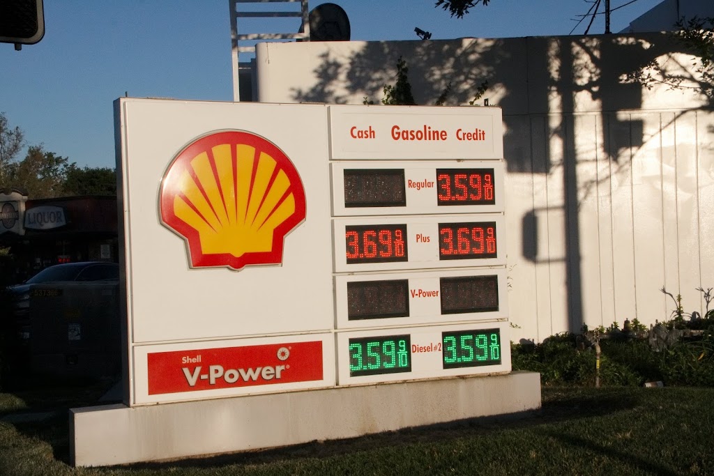 Shell | 22917 Lyons Ave, Newhall, CA 91321, USA | Phone: (661) 255-9358