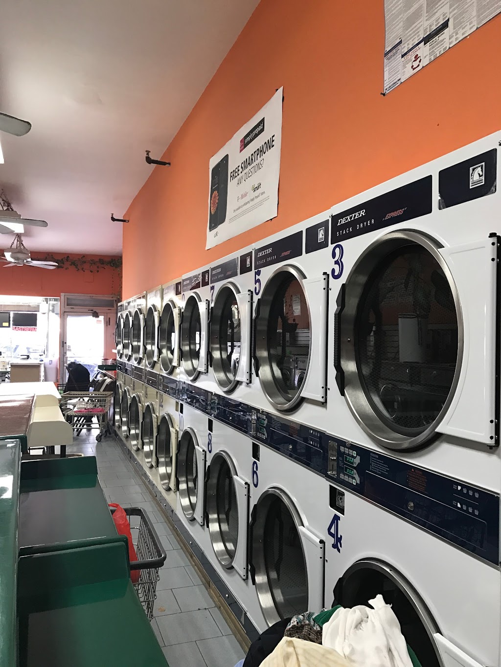 San Francisco Laundromat | 48-08 Broadway, Queens, NY 11103, USA | Phone: (718) 932-2132