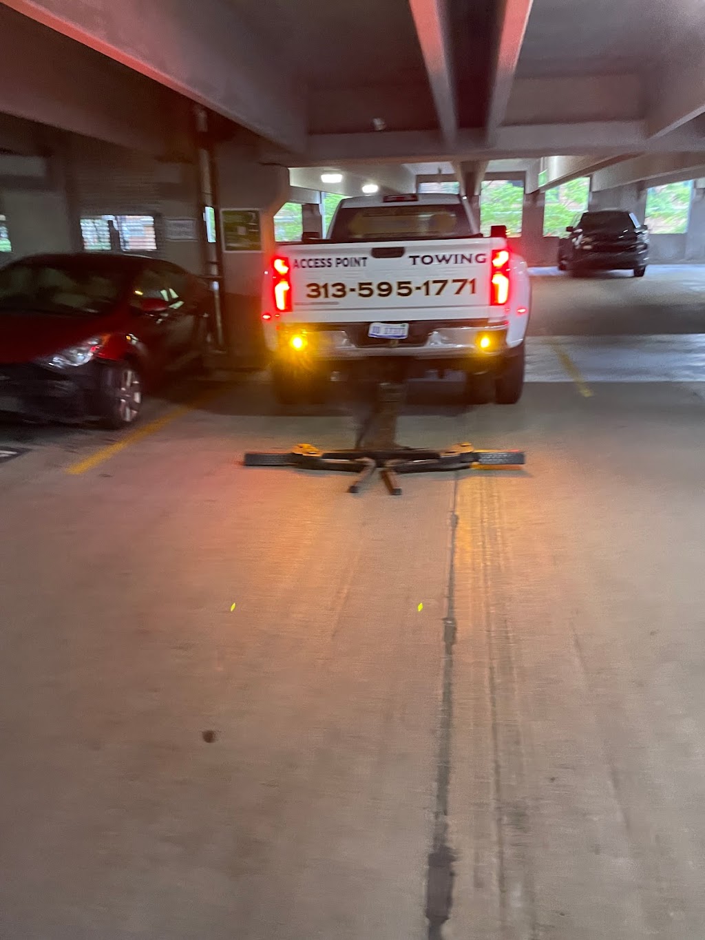 Access Point Towing | 13550 Fullerton Ave, Detroit, MI 48227, USA | Phone: (313) 595-1771