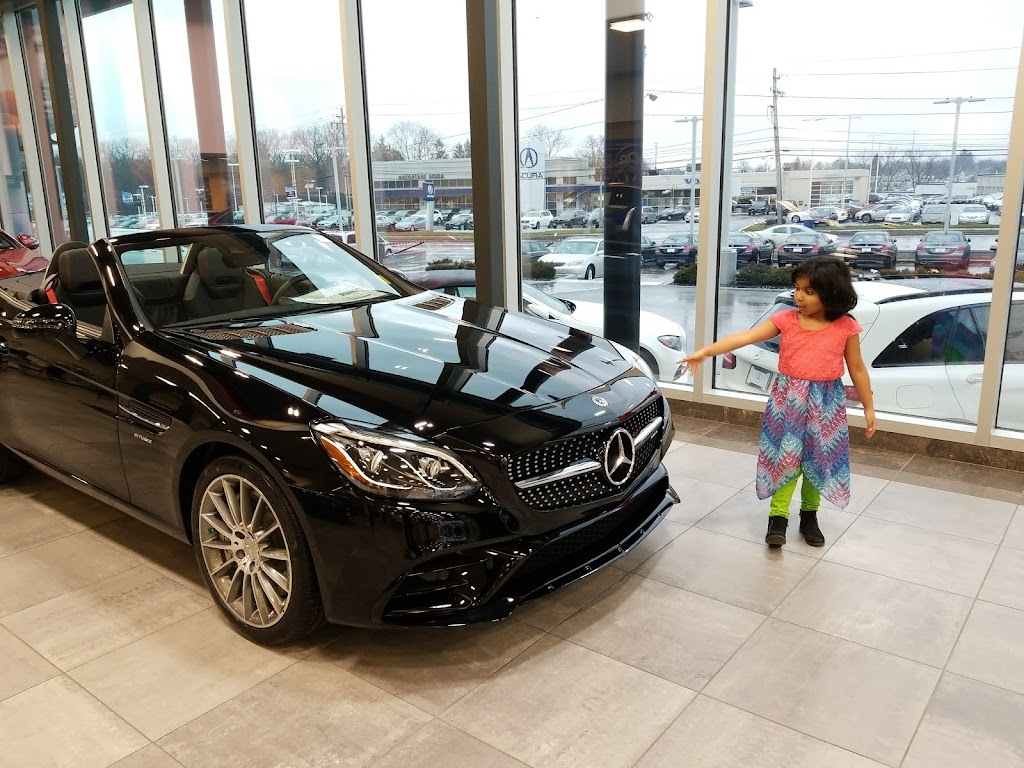 Mercedes-Benz of Bedford | 18122 Rockside Rd, Bedford, OH 44146, USA | Phone: (440) 439-0100