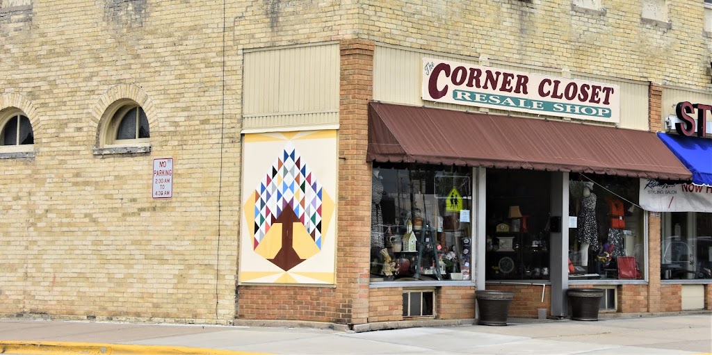 The Corner Closet | 251 Parkview Dr, Milton, WI 53563, USA | Phone: (608) 868-3035