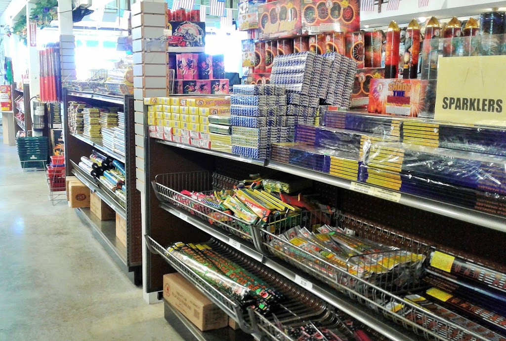 Surefire Fireworks, INC. Wholesale & Retail | 1946 Murfreesboro Rd, Lebanon, TN 37090, USA | Phone: (615) 449-0558