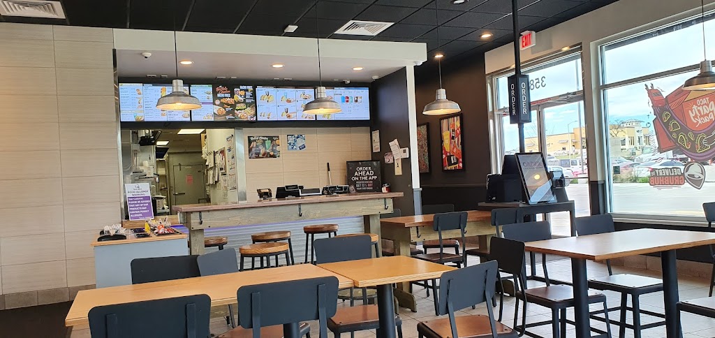 Taco Bell | 358 Singing Oaks, Spring Branch, TX 78070, USA | Phone: (830) 460-3057