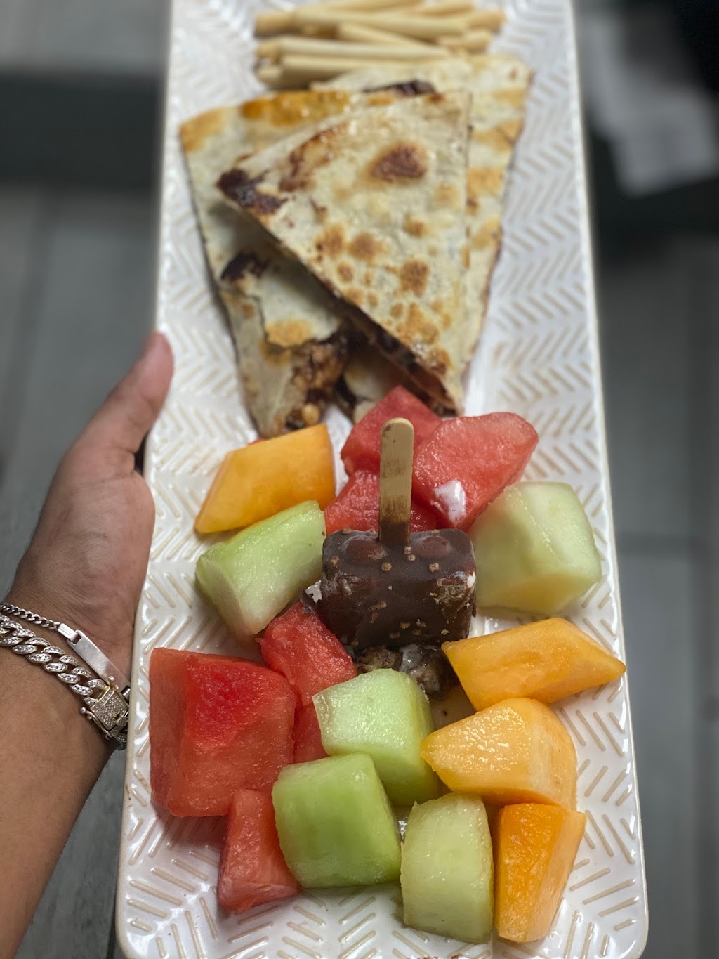 DAY & NIGHT DELI | 302 Guy Lombardo Ave, Freeport, NY 11520, USA | Phone: (516) 415-7284