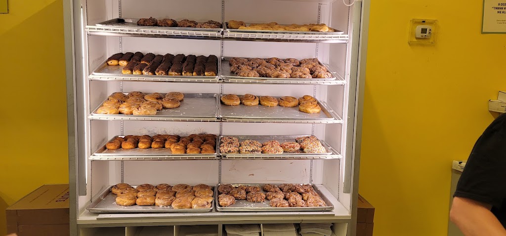 Jeffs Donuts (Jeffersonville, IN) | 5420 IN-62 #300, Jeffersonville, IN 47130, USA | Phone: (812) 283-3636