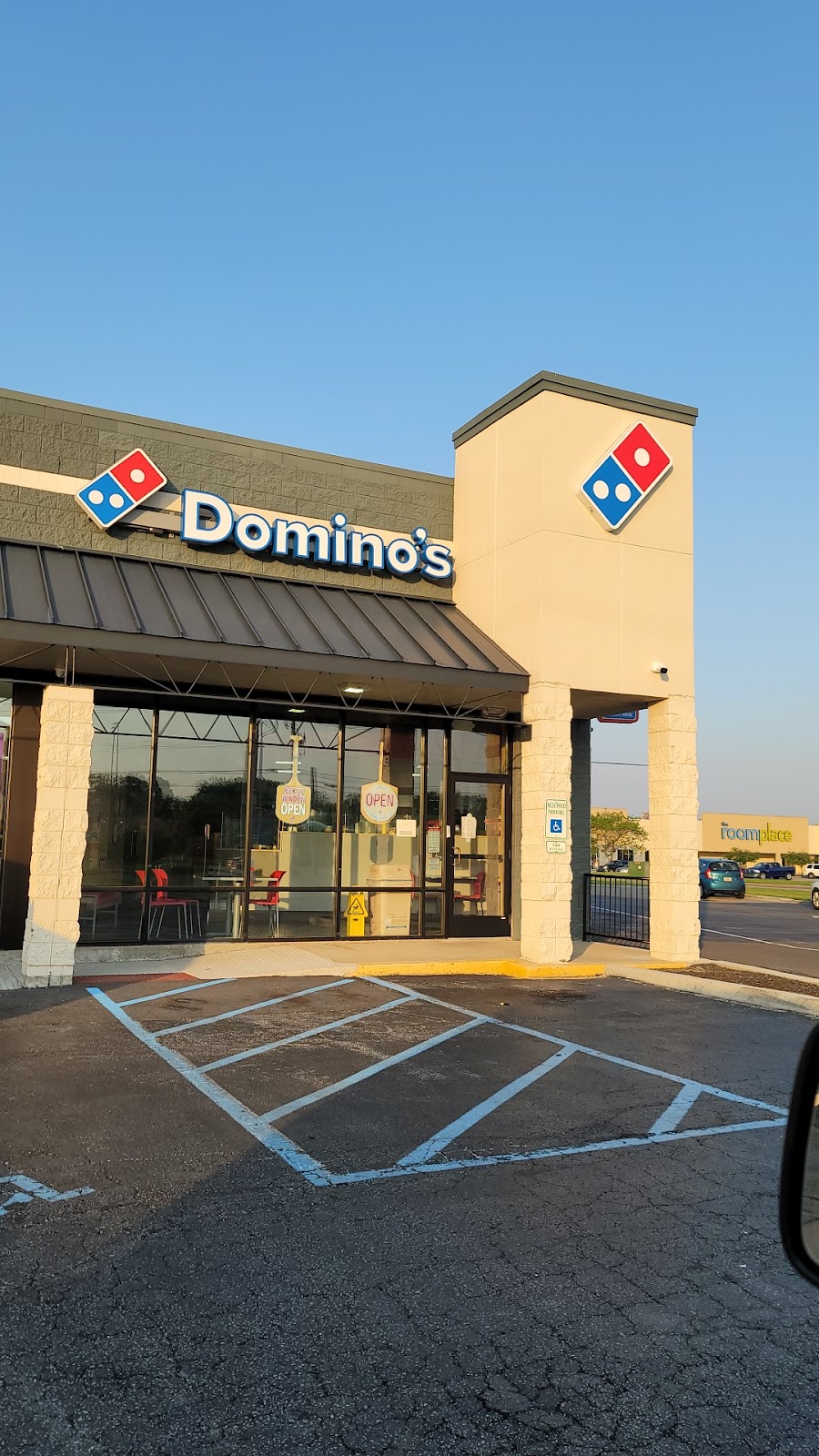 Dominos Pizza | 8403 N Michigan Rd Suite A, Indianapolis, IN 46268, USA | Phone: (317) 876-3030