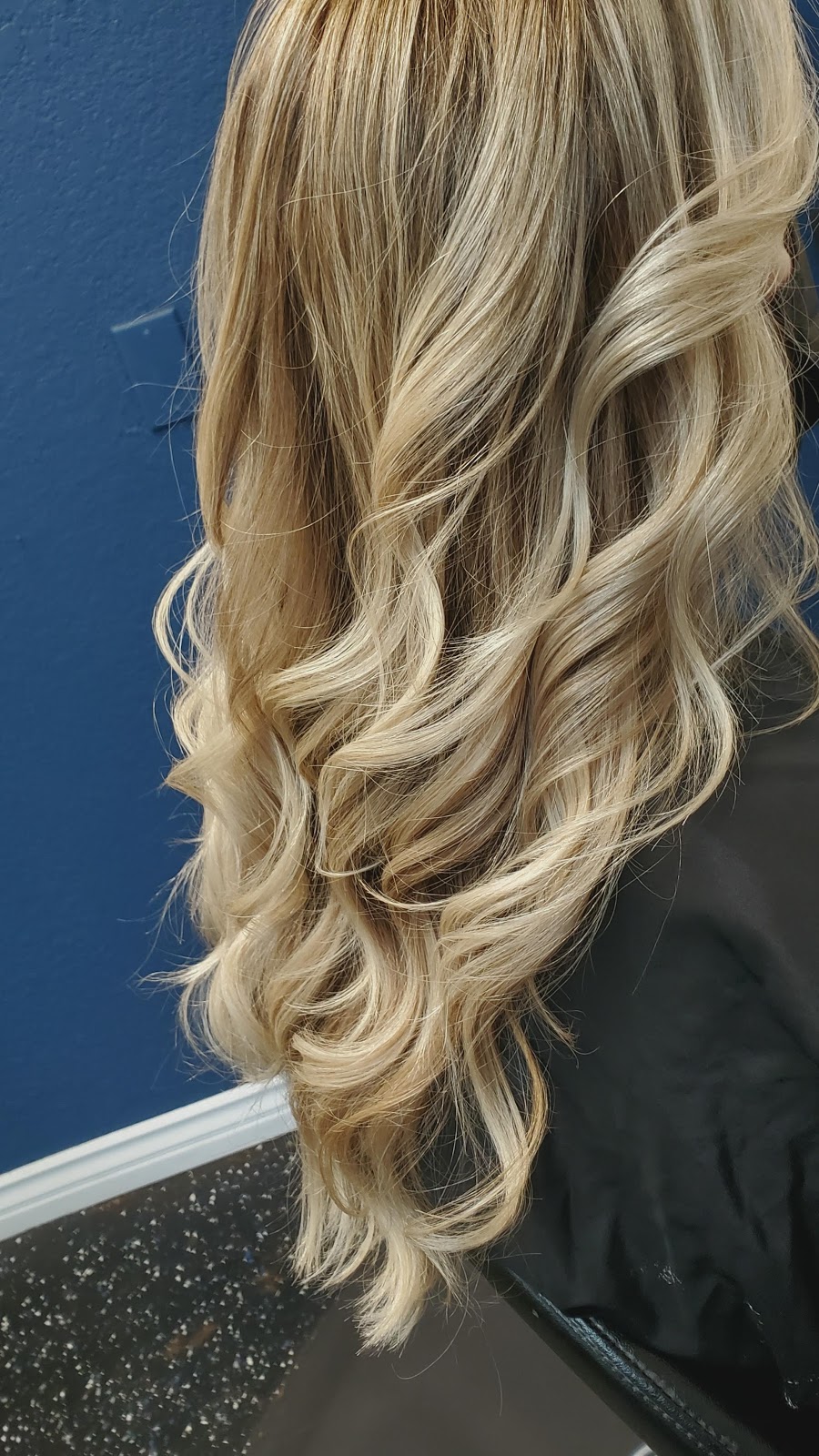 De Allore Hair Studio | 217B Parker St, Vacaville, CA 95688, USA | Phone: (707) 208-3404