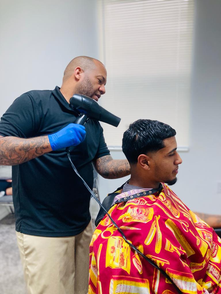 Jun The Barber | 210 Sunfish Dr, Winter Haven, FL 33881 | Phone: (407) 913-7178