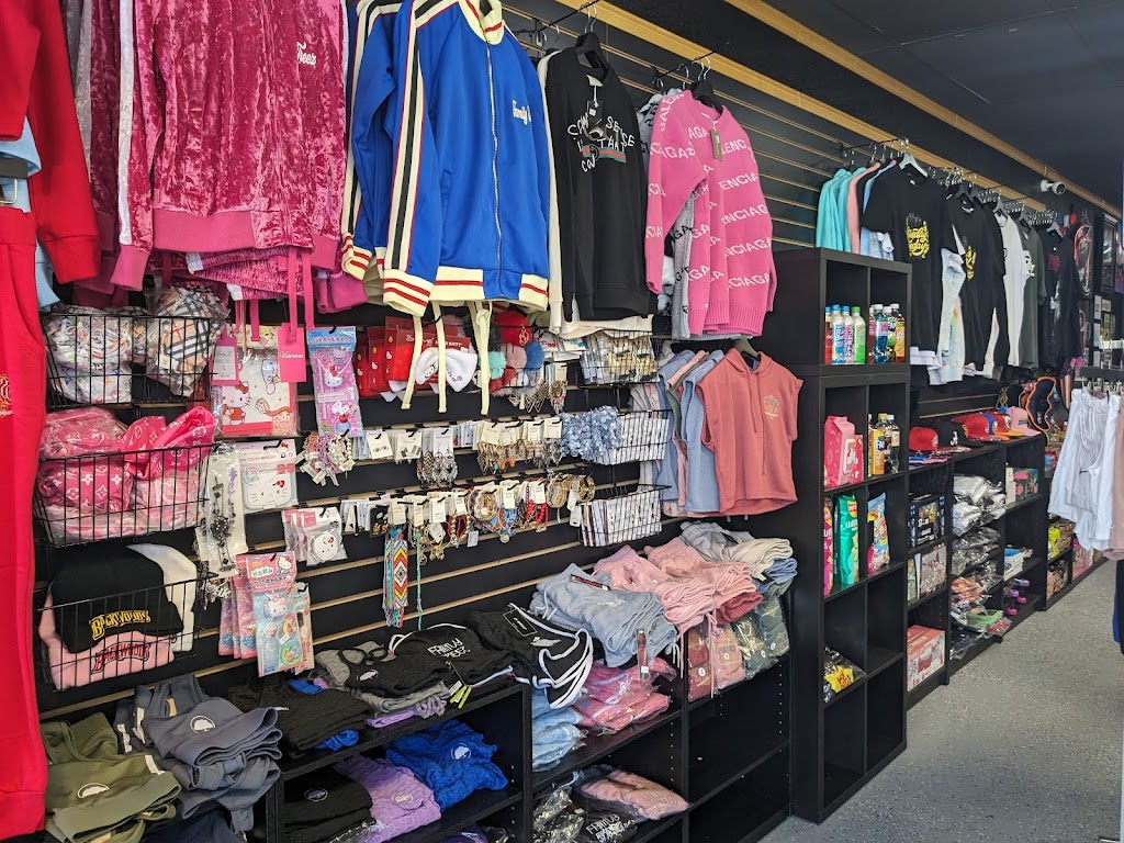 Family Treez Apparel and Gift Shop | 31583 Outer Hwy 10 S STE 2, Yucaipa, CA 92399, USA | Phone: (951) 563-4517