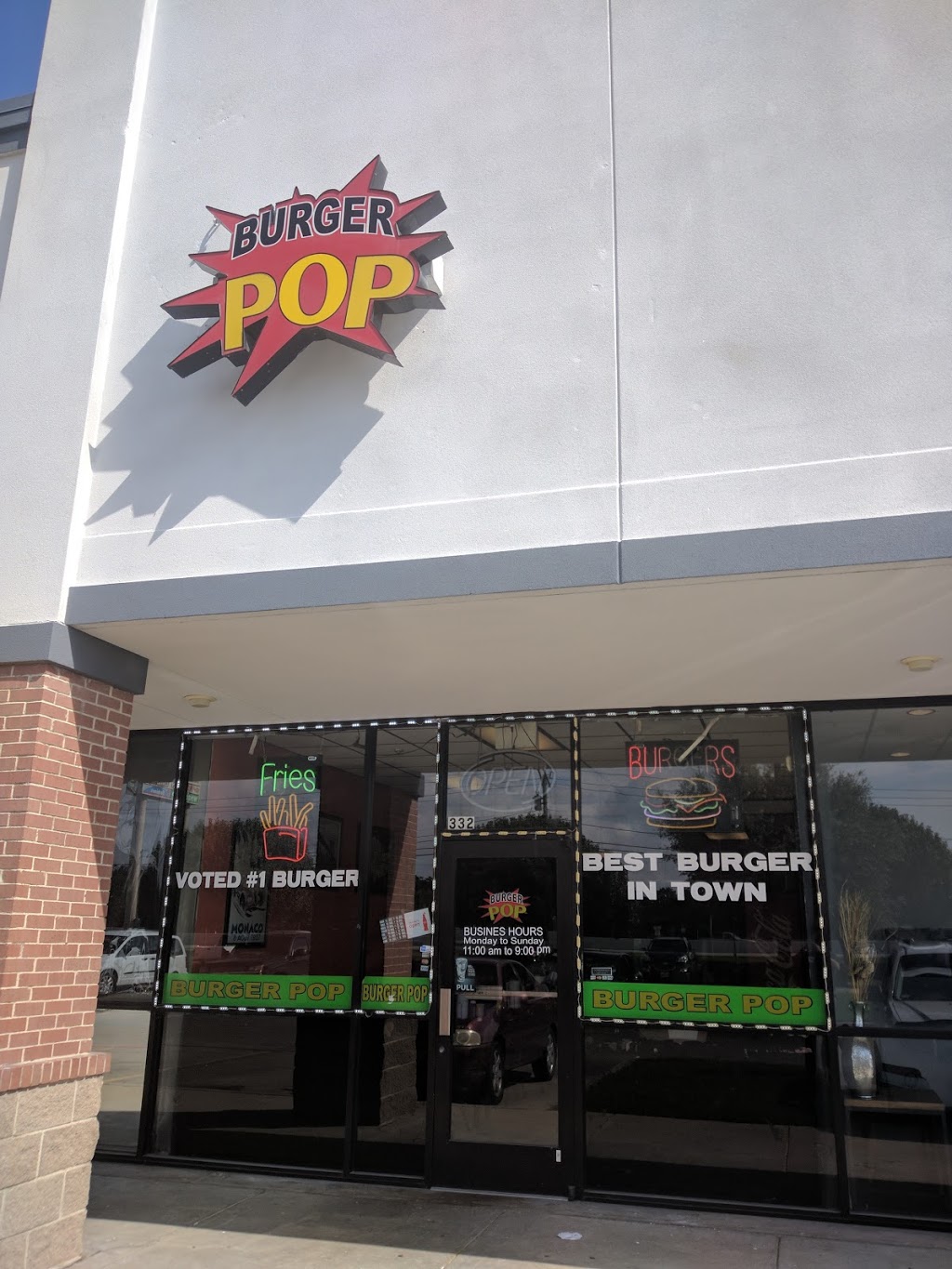 Burger Pop | 332 US-175 Frontage Rd, Seagoville, TX 75159, USA | Phone: (972) 287-2080