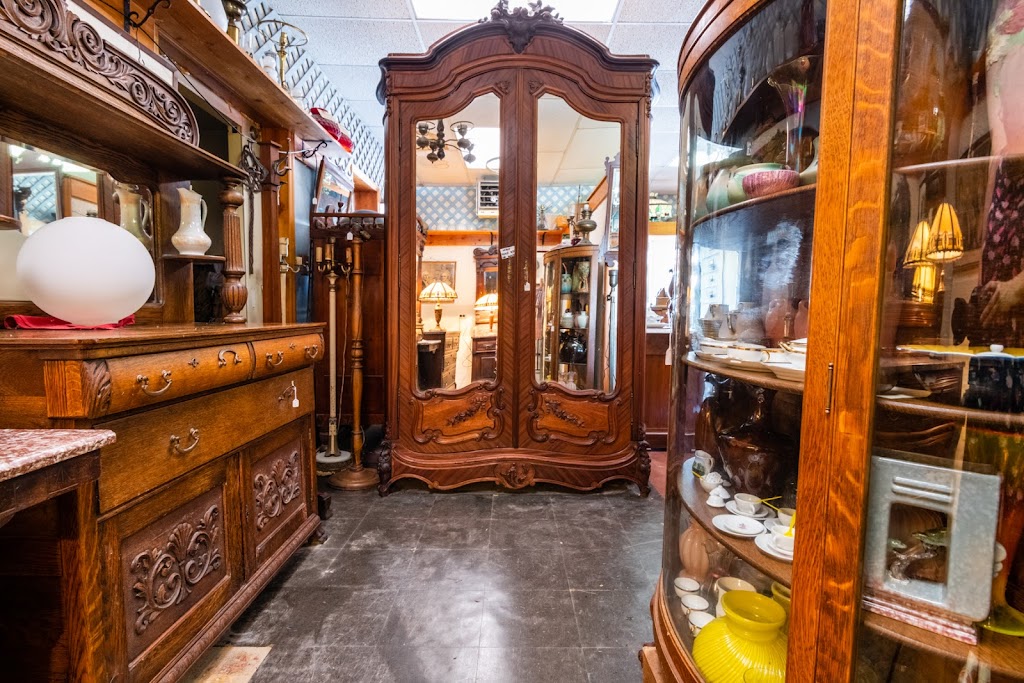 Milford Antiques | 444 Main St, Milford, OH 45150, USA | Phone: (513) 290-6160