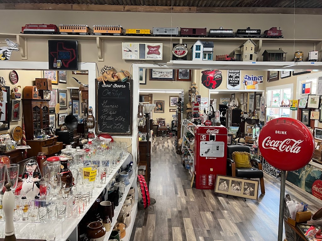 Main Street Mercantile | 200 N Main St, Muenster, TX 76252, USA | Phone: (940) 736-3090