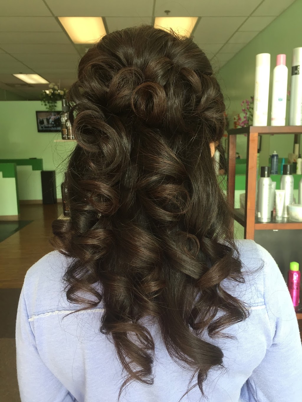 Pro Hair | 17416 WA-9, Snohomish, WA 98296, USA | Phone: (360) 668-4081