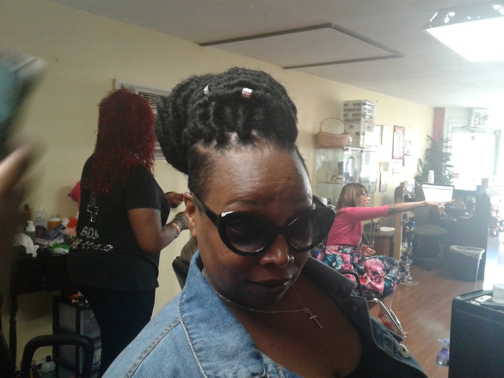 Reflexions Hair Salon | 1401 S Broad St, Trenton, NJ 08610, USA | Phone: (609) 943-2245