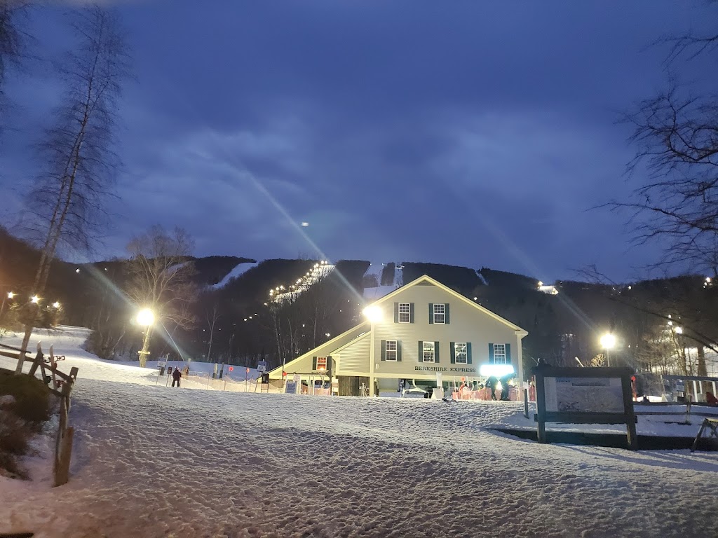 Jiminy Peak Mountain Resort | 37 Corey Rd, Hancock, MA 01237, USA | Phone: (413) 738-5500