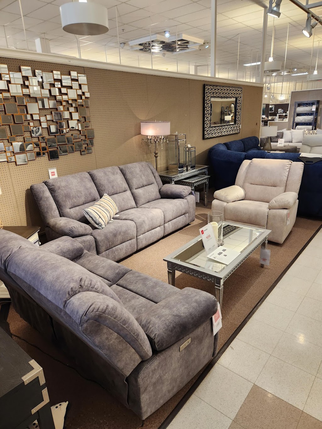 Value City Furniture | 23859 Eureka Rd, Taylor, MI 48180, USA | Phone: (734) 287-0401