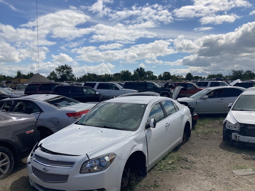 Hull Road Junkyard | 15196 S Telegraph Rd, Monroe, MI 48161 | Phone: (734) 242-7422