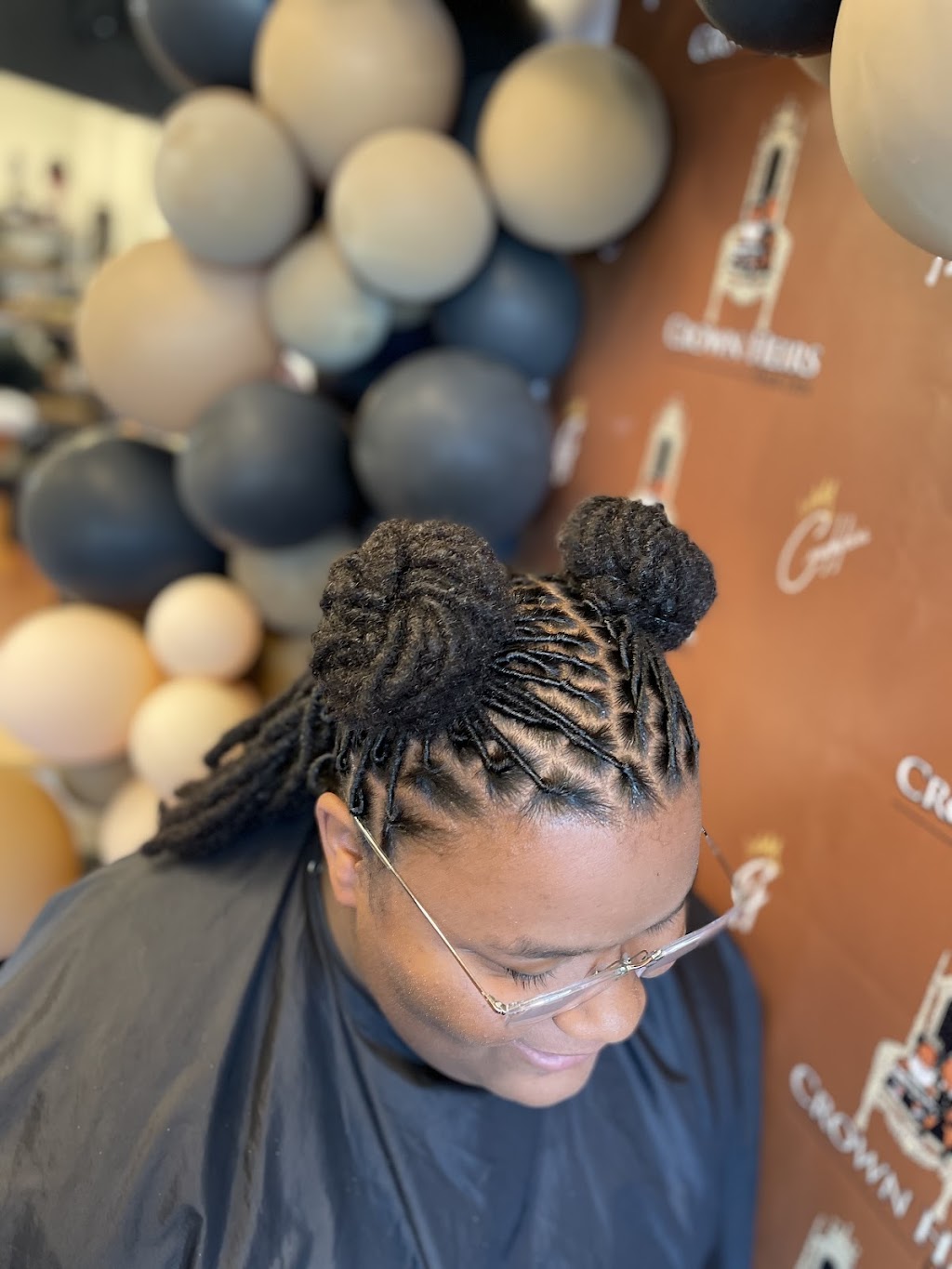 Crown Heirs Hair Den | 7625 W Lower Buckeye Rd Suite 140, Phoenix, AZ 85043 | Phone: (480) 457-0165