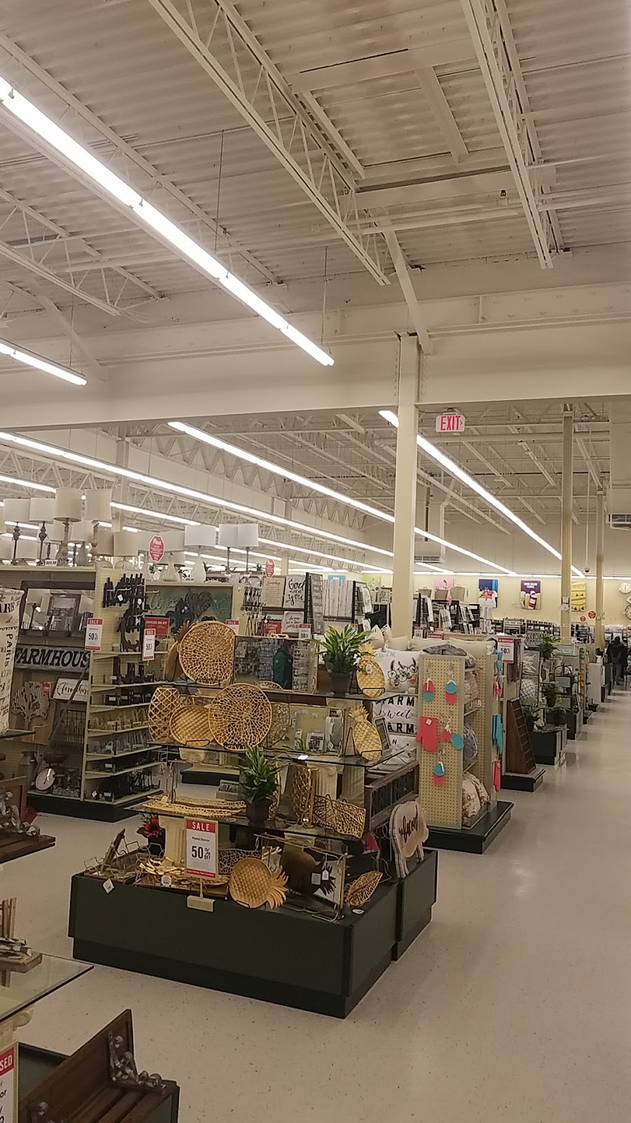 Hobby Lobby | 1300 County Rd 42 W, Burnsville, MN 55337, USA | Phone: (952) 435-0457